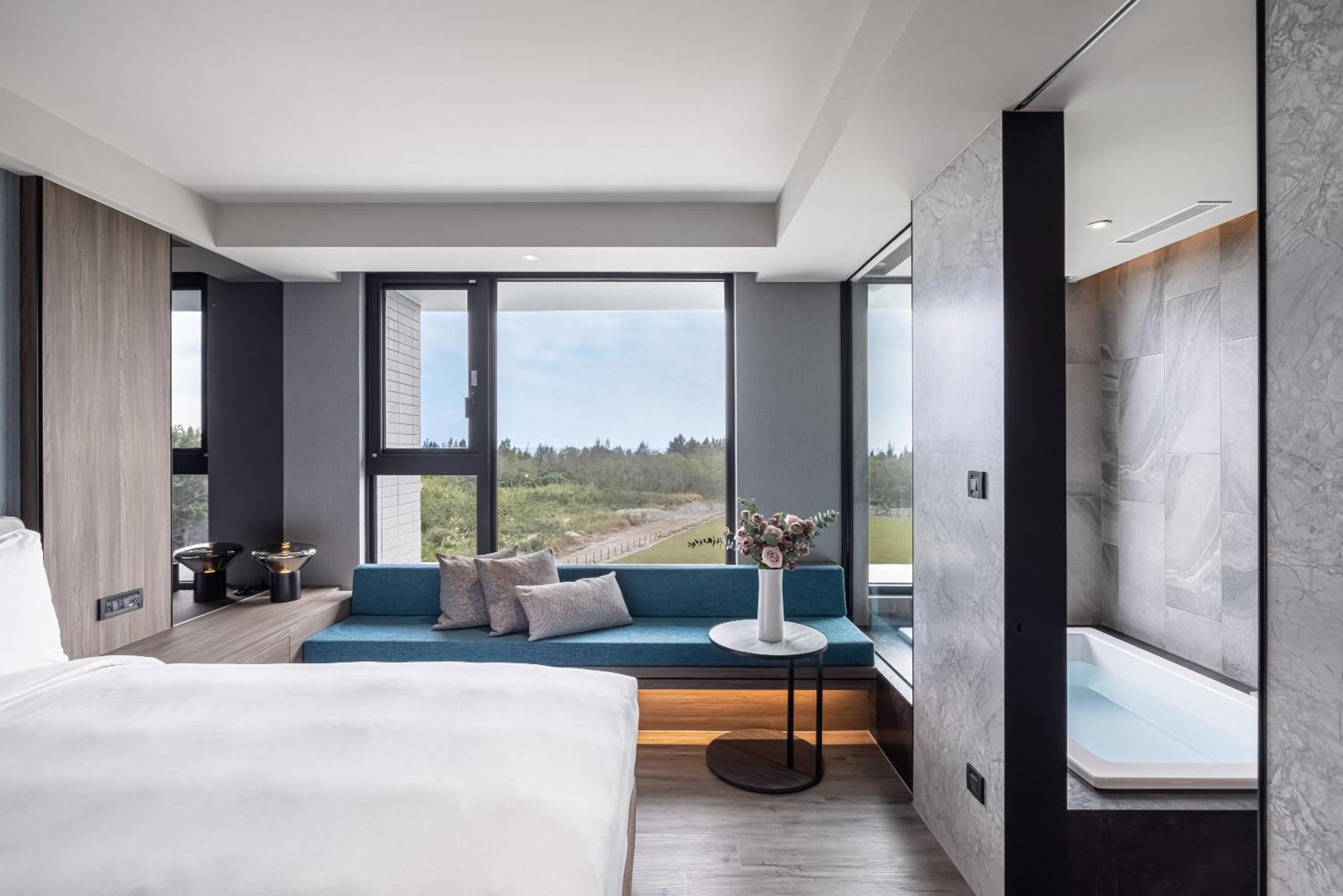 Lakeshore Hotel Hualien Taroko Shunan Ruang foto A room at the hotel